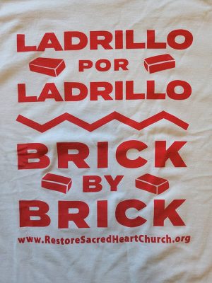Ladrillo por Ladrillo - Brick by Brick T-shirt